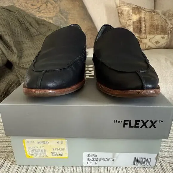 The Flexx Bowery Black Leather Loafer - Picture 10 of 11